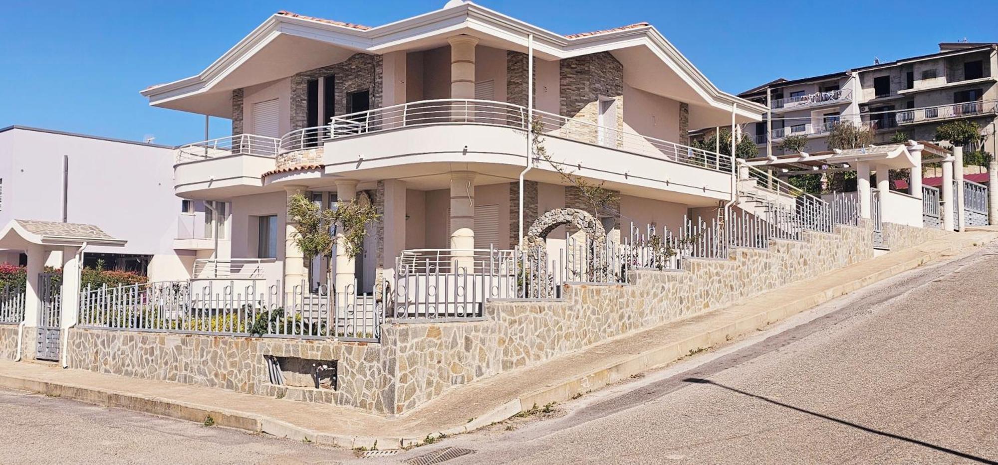 Grillo Superior Apartments Capo Vaticano Luaran gambar
